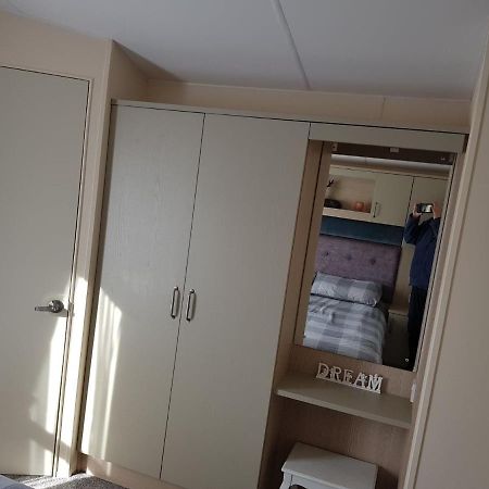 6 Berth Deluxe Caravan Palm Grove 42 Chapel Saint Leonards Exterior photo
